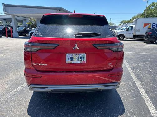 Red Diamond 2025 Mitsubishi Outlander SE S-AWC