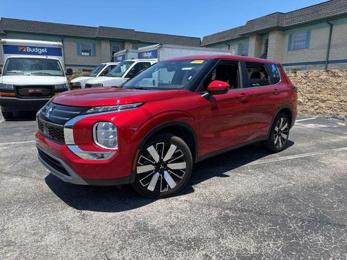 Red Diamond 2025 Mitsubishi Outlander SE S-AWC