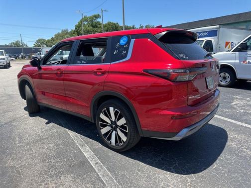 Red Diamond 2025 Mitsubishi Outlander SE S-AWC