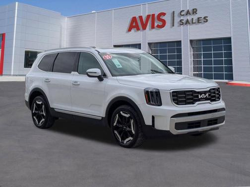 Glacial White Pearl 2025 Kia Telluride S
