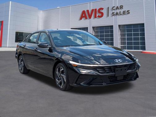 Abyss Black 2025 Hyundai ELANTRA SEL