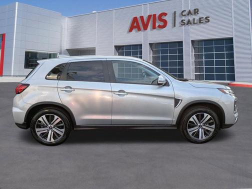 Alloy Silver Metallic 2025 Mitsubishi Outlander Sport SE
