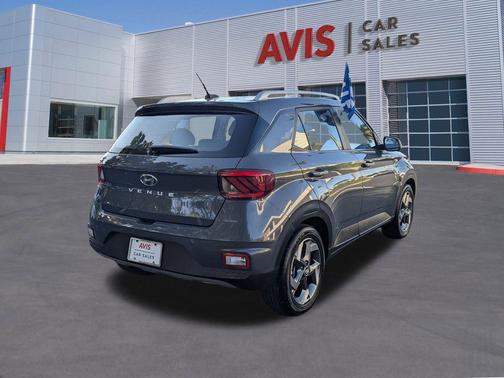 2025 Hyundai VENUE SEL
