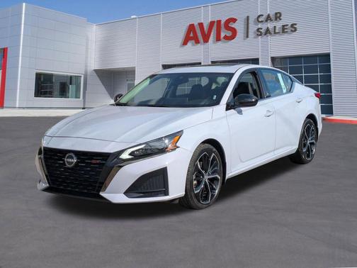 Pearl 2025 Nissan Altima SR AWD