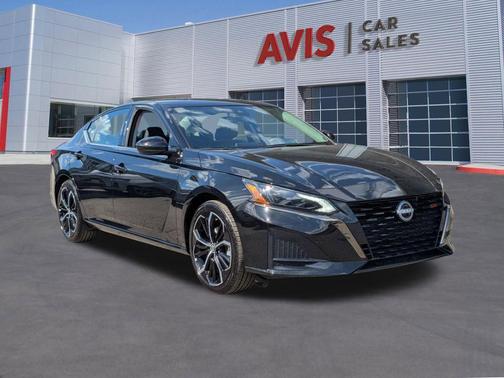 Super Black 2025 Nissan Altima SR FWD