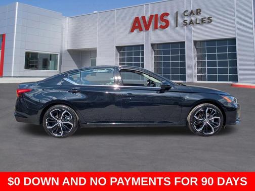 Super Black 2025 Nissan Altima SR FWD