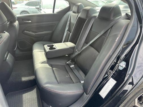 Super Black 2025 Nissan Altima SR FWD