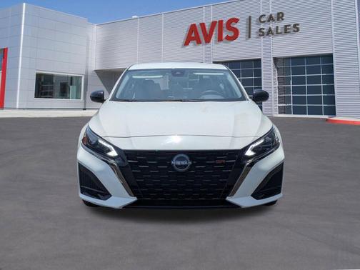White 2025 Nissan Altima SR FWD