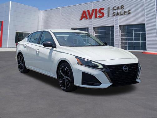 White 2025 Nissan Altima SR FWD