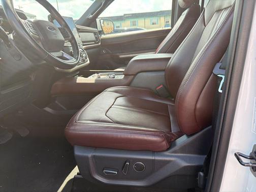 White 2024 Ford Expedition Limited