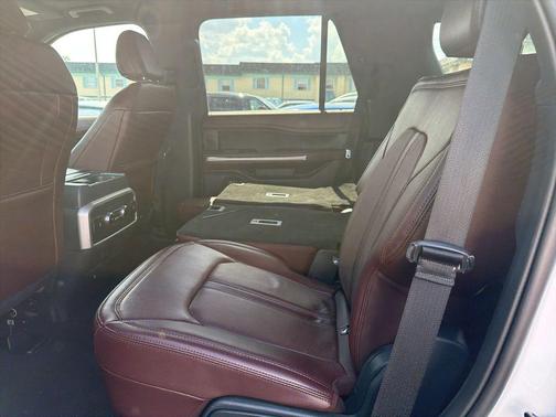 White 2024 Ford Expedition Limited