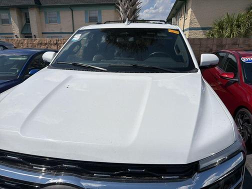 White 2024 Ford Expedition Limited