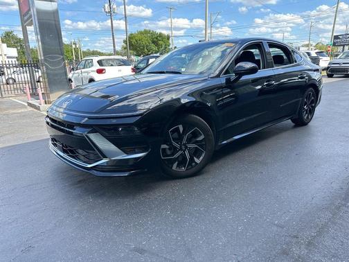 Abyss Black 2025 Hyundai SONATA SEL