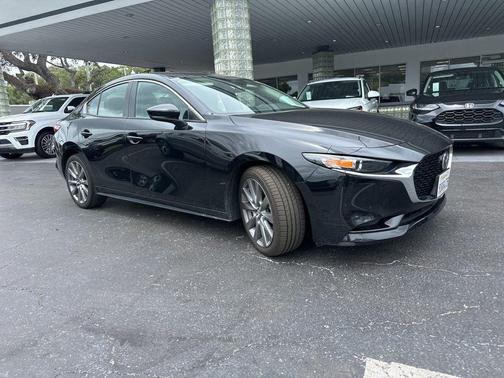 Jet Black Mica 2025 Mazda Mazda3 FWD w/Preferred Package