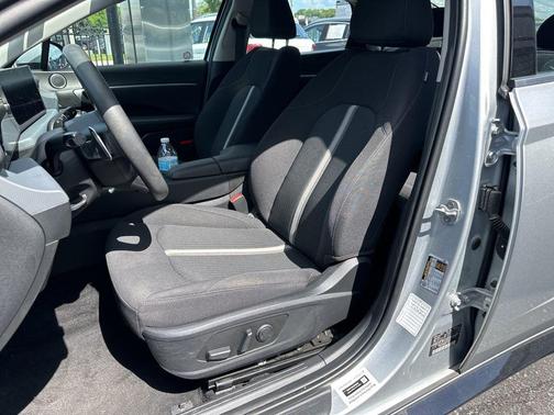 Aero Silver 2025 Hyundai SONATA SEL