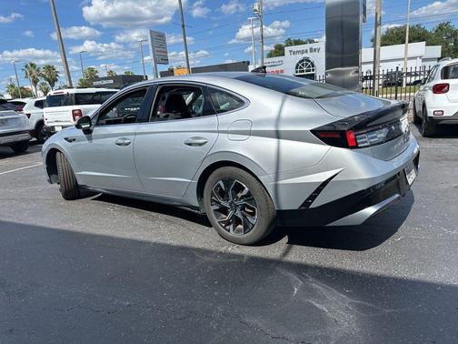 Aero Silver 2025 Hyundai SONATA SEL