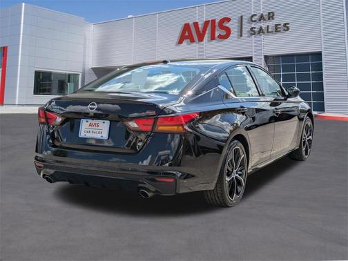 2025 Nissan Altima SR FWD