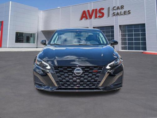 2025 Nissan Altima SR FWD