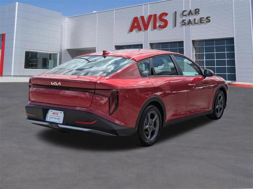 2025 Kia K4 LXS