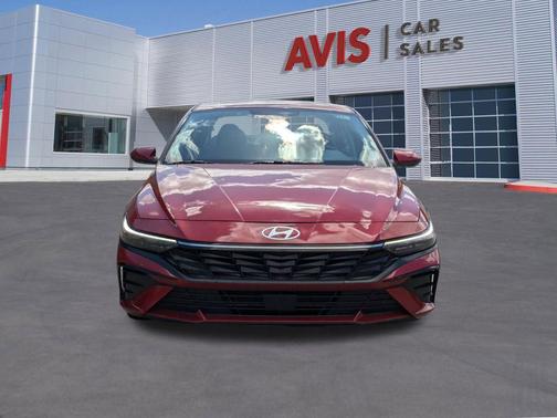 2025 Hyundai ELANTRA SEL