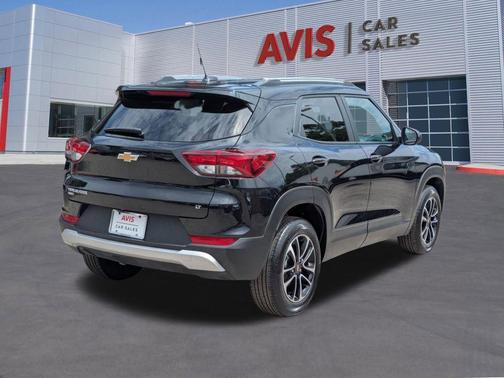 Mosaic Black Metallic 2025 Chevrolet Trailblazer LT