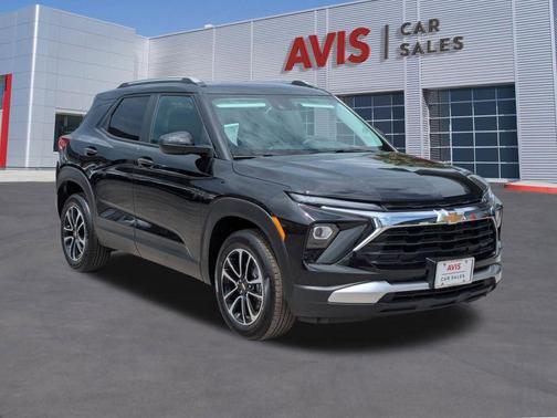 Mosaic Black Metallic 2025 Chevrolet Trailblazer LT