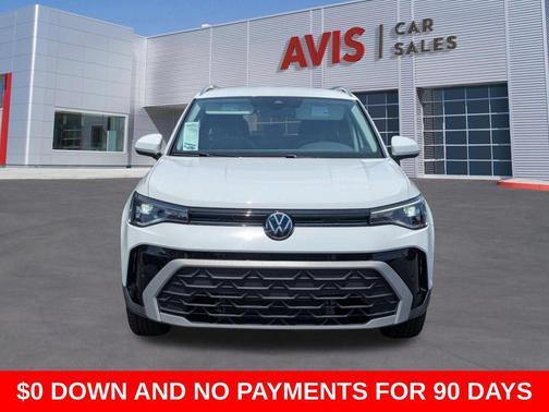 Pure White 2025 Volkswagen Taos 1.5T SE