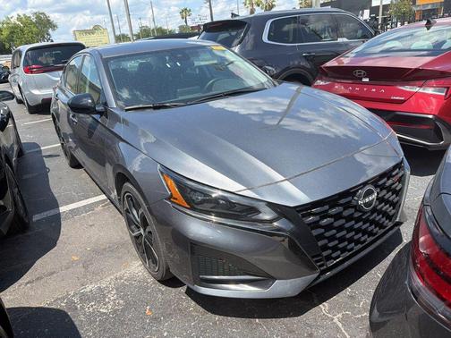 Gun Metallic 2025 Nissan Altima SR AWD