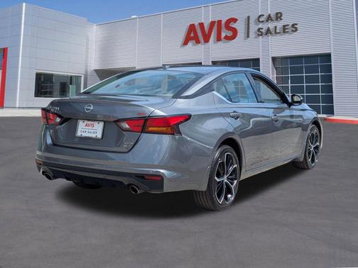 Gun Metallic 2025 Nissan Altima SR AWD