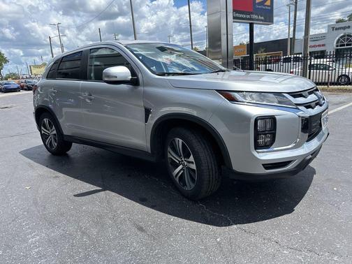 Alloy Silver Metallic 2025 Mitsubishi Outlander Sport SE