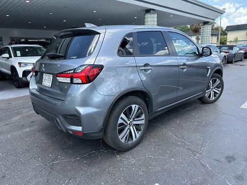 Mercury Gray Metallic 2025 Mitsubishi Outlander Sport SE