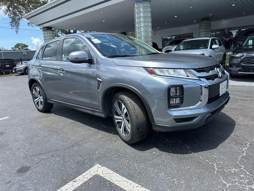 Mercury Gray Metallic 2025 Mitsubishi Outlander Sport SE