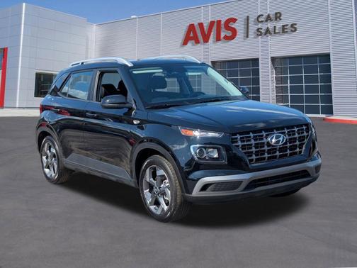 Onyx Black 2025 Hyundai VENUE SEL