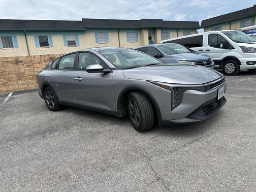 Steel Gray 2025 Kia K4 LXS