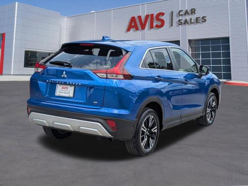 Lightning Blue Metallic 2025 Mitsubishi Eclipse Cross SE