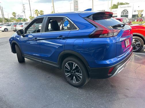 Lightning Blue Metallic 2025 Mitsubishi Eclipse Cross SE