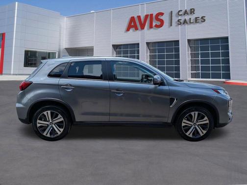 Mercury Gray Metallic 2025 Mitsubishi Outlander Sport SE