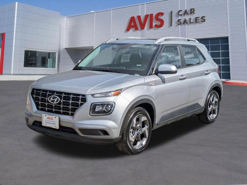 Shimmering Silver 2025 Hyundai VENUE SEL