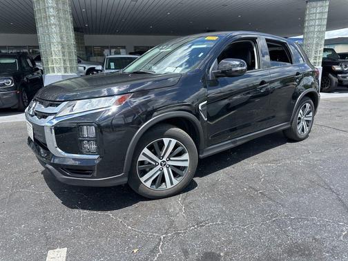 Labrador Black Pearl 2025 Mitsubishi Outlander Sport SE
