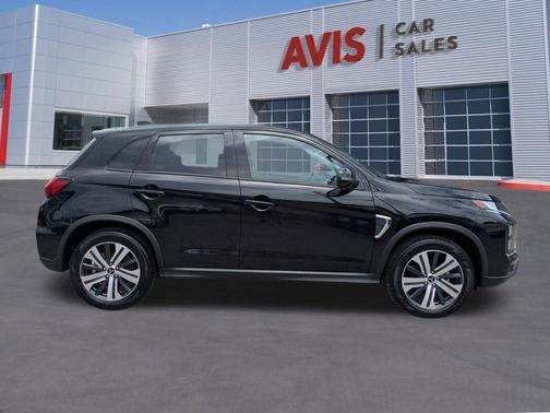Labrador Black Pearl 2025 Mitsubishi Outlander Sport SE