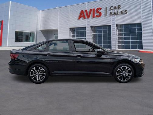 Deep Black Pearl 2025 Volkswagen Jetta 1.5T Sport