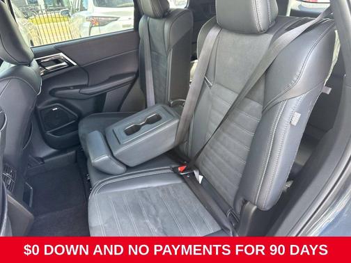 Graphite Gray 2025 Mitsubishi Outlander SE S-AWC