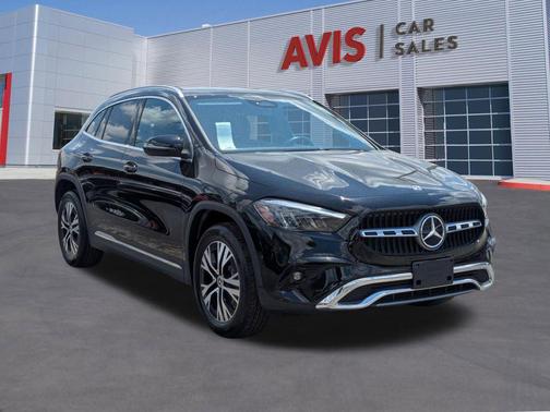 Night Black 2025 Mercedes-Benz GLA 250 4MATIC