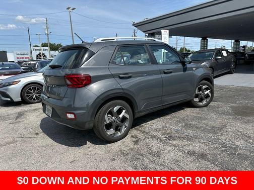 Ecotronic Gray 2025 Hyundai VENUE SEL