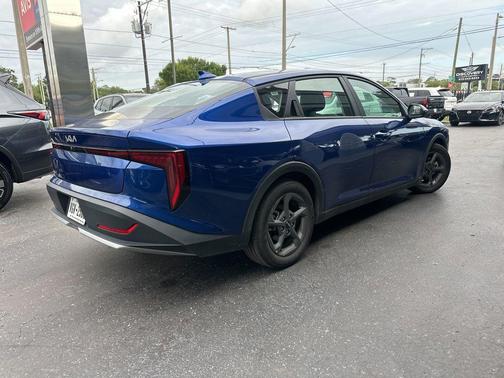 Deep Sea Blue 2025 Kia K4 LXS