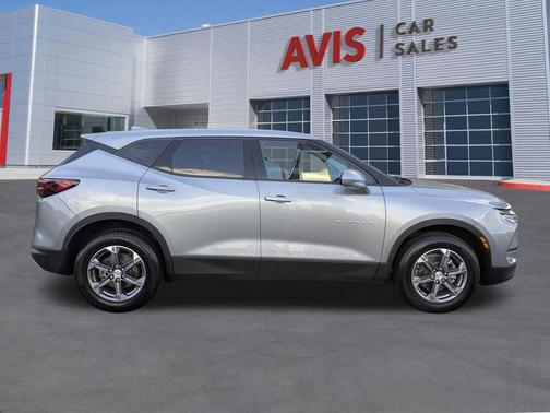 Sterling Gray Metallic 2025 Chevrolet Blazer 2LT