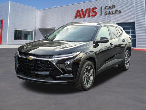 Mosaic Black Metallic 2025 Chevrolet Trax LT