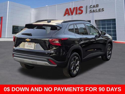 Mosaic Black Metallic 2025 Chevrolet Trax LT