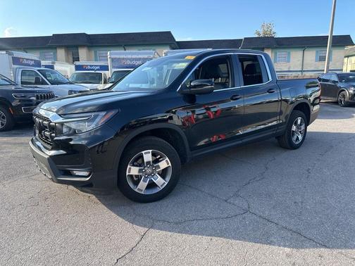 Crystal Black Pearl 2025 Honda Ridgeline RTL