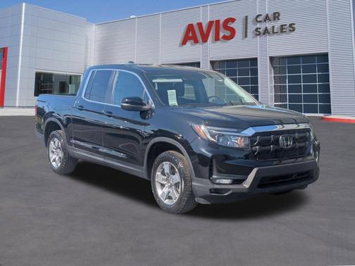 Crystal Black Pearl 2025 Honda Ridgeline RTL
